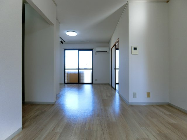 セジュールM　A棟の居間・リビング