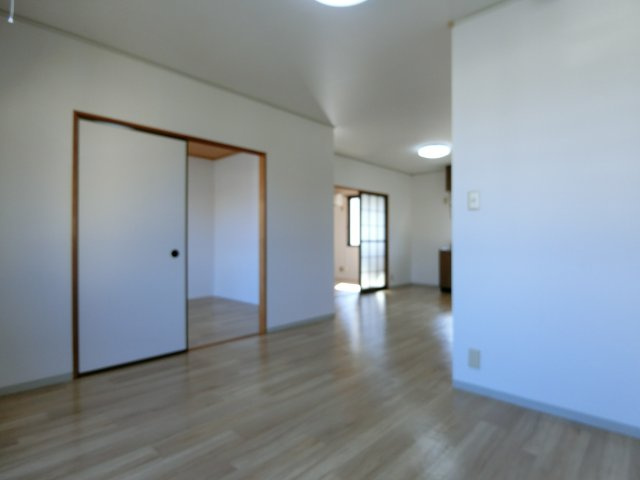 セジュールM　A棟の居間・リビング