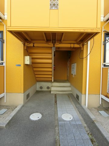 セジュールM　A棟のエントランス