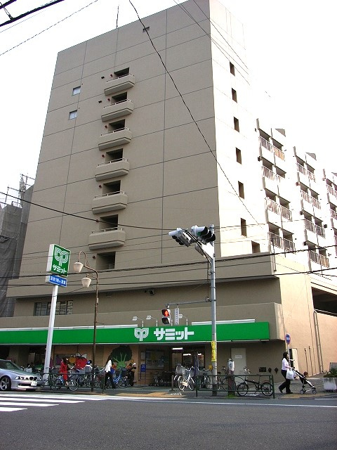 シャルマン文京千駄木の外観