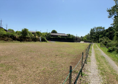 【外観】 | 上荻野売地 | 家を建てる前提で土地を探している場合、地盤の丈夫さは譲れない条件の一つです。地盤が脆弱だと追加工事が必要となります。また、過去に地盤沈下や液状化現象を起こした土地は、できるだけ避けた方がいいでしょう。
