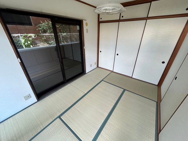 サンビルダー城ノ下の和室