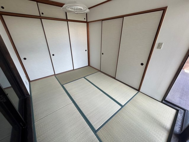 サンビルダー城ノ下の和室