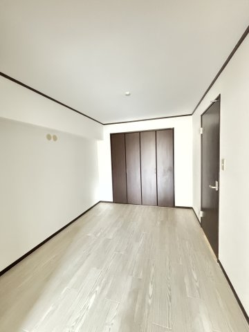 【寝室】 | サンフラッツ新大阪本館