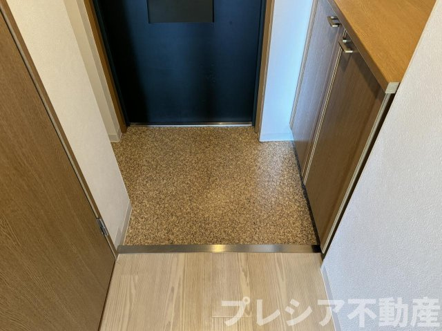 リヴインコンフォートの玄関