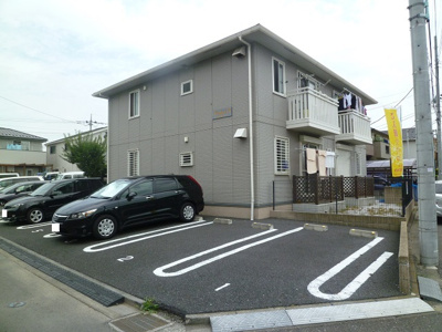 ★敷地内駐車場★（空き状況・使用料等詳細はご確認下さい）