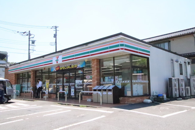 セブンイレブン 相模原津久井三ヶ木店まで450ｍ