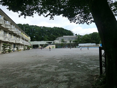 相模原市立津久井中央小学校まで1000ｍ