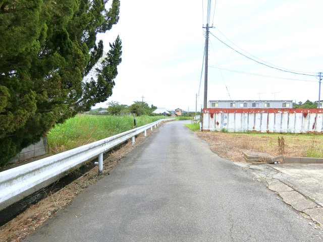 サンホーム法目の周辺