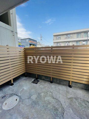 【バルコニー】 | すけがわコーポ | 掲載の写真は退去前の写真となります。