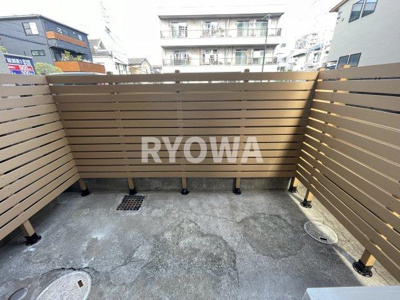 【バルコニー】 | すけがわコーポ | 掲載の写真は退去前の写真となります。