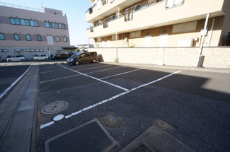 【駐車場】