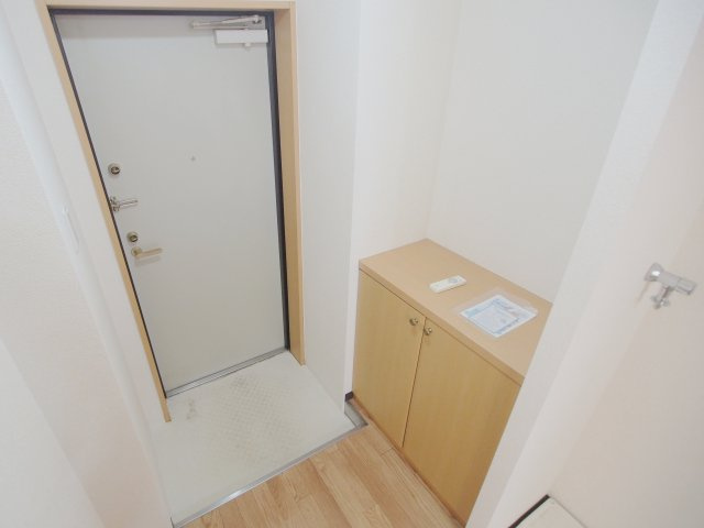 リベラーレ吉川の玄関