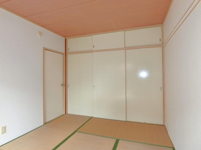 東洋ハイツ２号館の和室