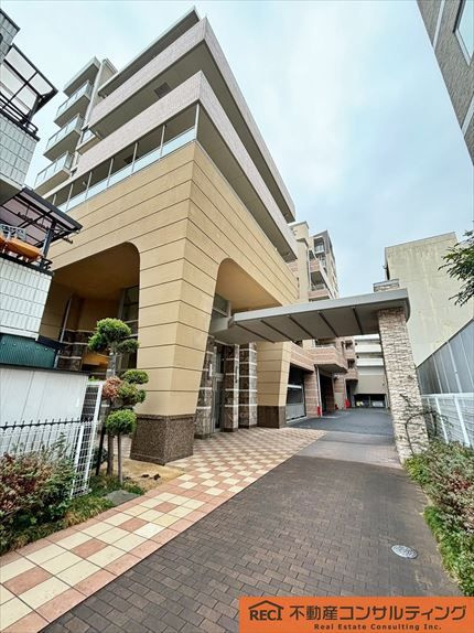 ワコーレ灘ハウイッシュの外観