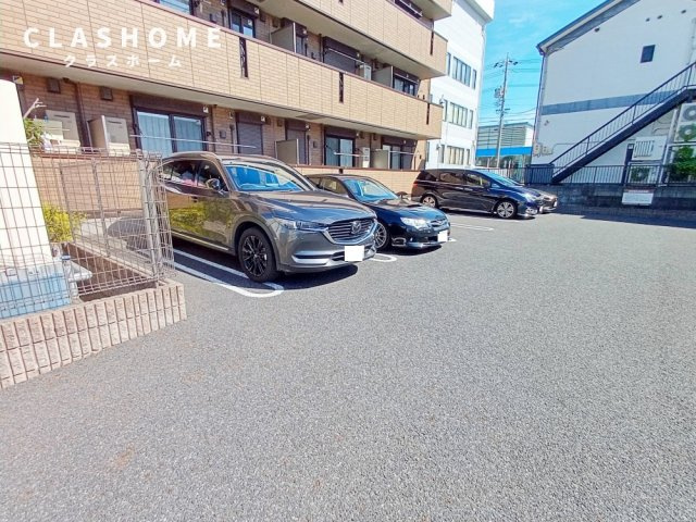 グランドール逢妻　　刈谷市の賃貸ならクラスホーム刈谷店の駐車場
