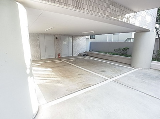 【駐車場】 |  オーロヴェルデ田園調布