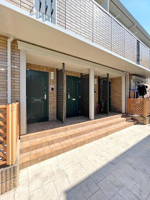 シャトルのエントランス