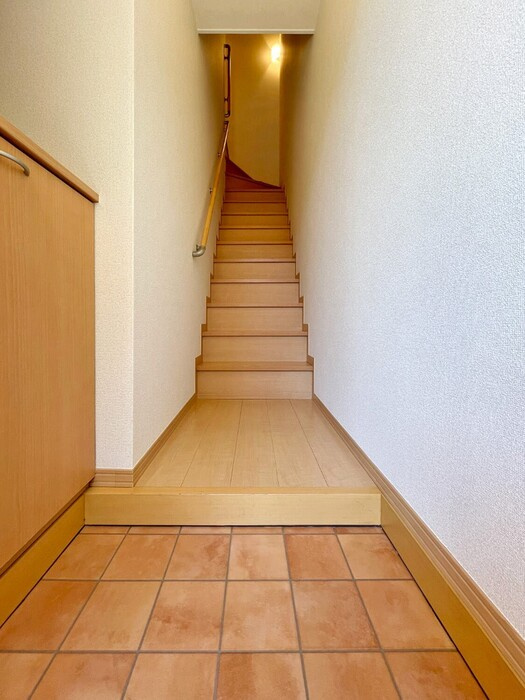 シャトルの玄関