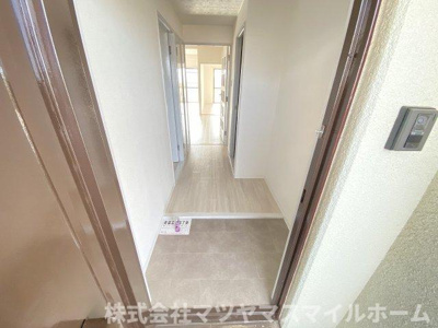 【玄関】 | ハピネス48