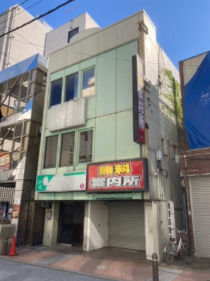 【外観】 | 平塚市紅谷町 ３階建て売一棟ビル