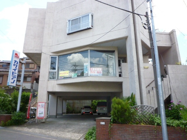 石山テナントの外観