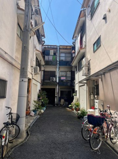 【前面道路含む現地写真】