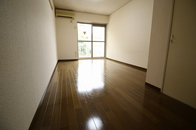 ☆南向き陽当たり良好☆