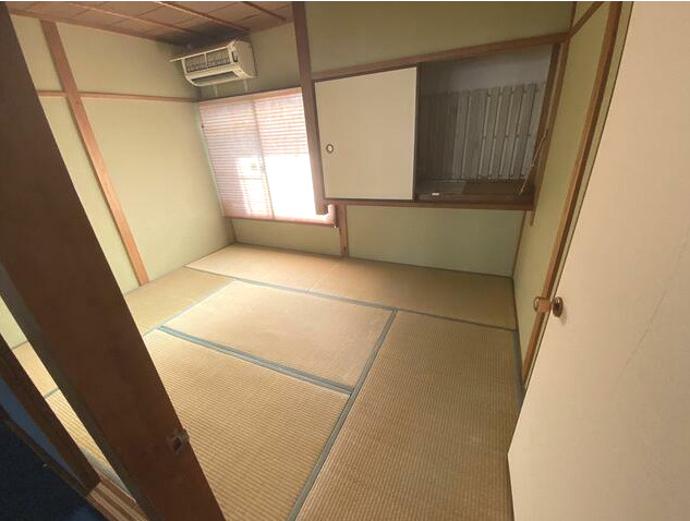南琵琶町戸建の和室