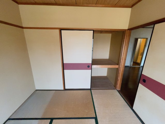 塚本ビルの和室