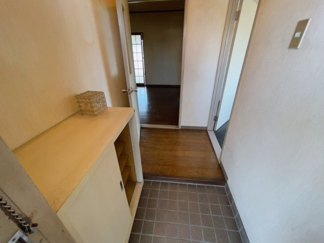 塚本ビルの玄関