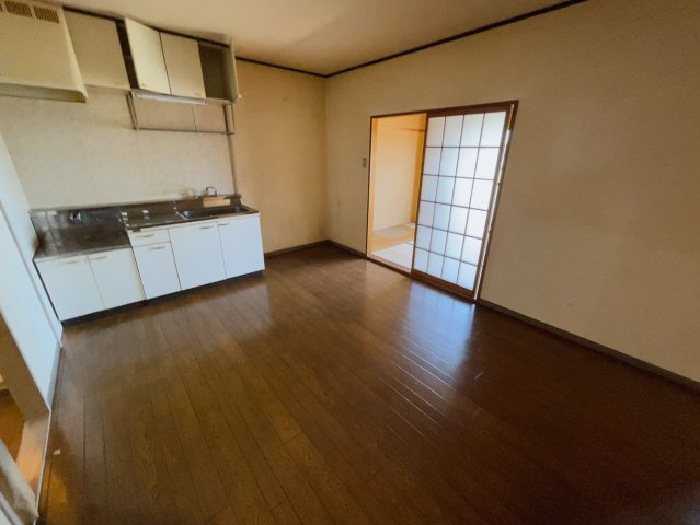 塚本ビルの居間・リビング