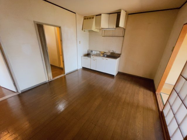 塚本ビルの内装