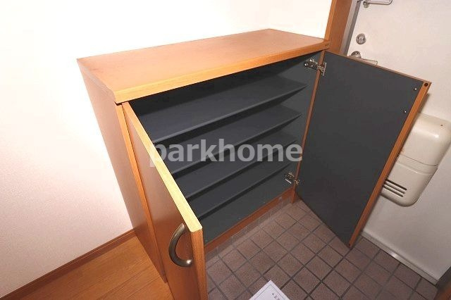 澤村マンションの収納|たっぷりとした収納スペースです