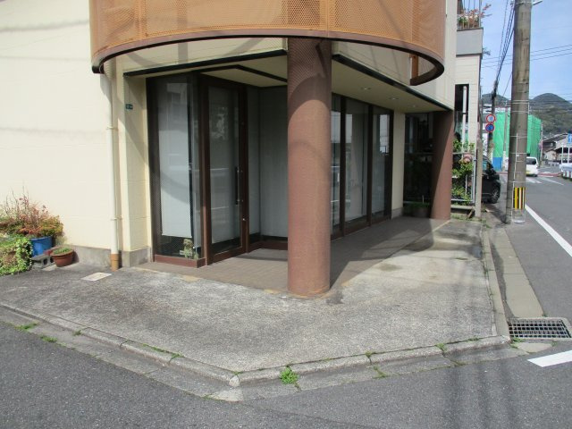 宇佐町二丁目12番18号（A-6）の外観