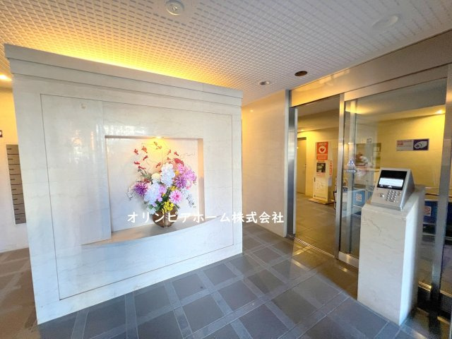 シェグラン葛西臨海公園ハイライズ84.75㎡　角　部屋　リ　フォーム済のエントランス