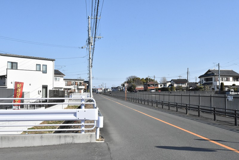 鴻巣市箕田富士山Ⅱ期全６区画の周辺|東側道路