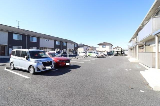 スペチアーレ　Ⅰの駐車場|高崎、前橋、伊勢崎エリアのお部屋探しはエンドスケープまで！お客様の理想お聞かせ下さい♪