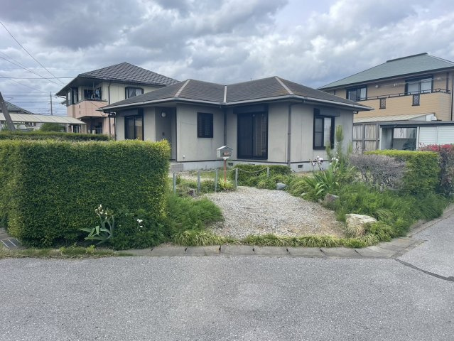 下野市緑５丁目　戸建の庭