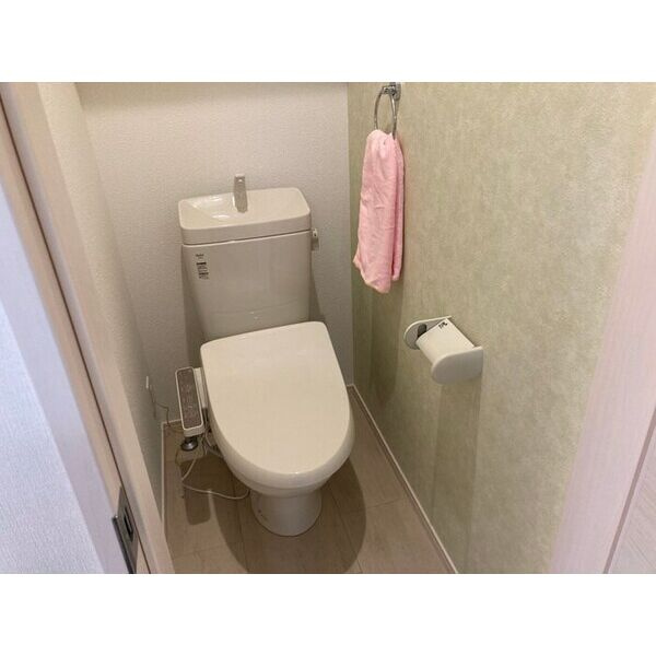 神戸市垂水区五色山４丁目のハイツのトイレ
