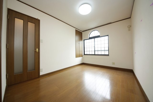 エトワールあすかAの洋室