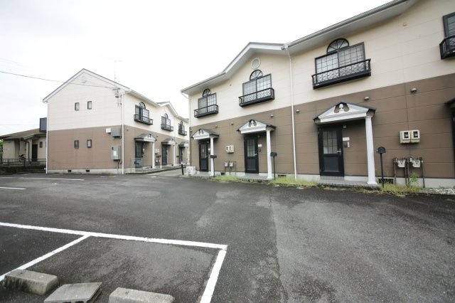 エトワールあすかAの駐車場