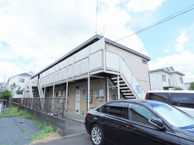 第一フラワーハイツの外観