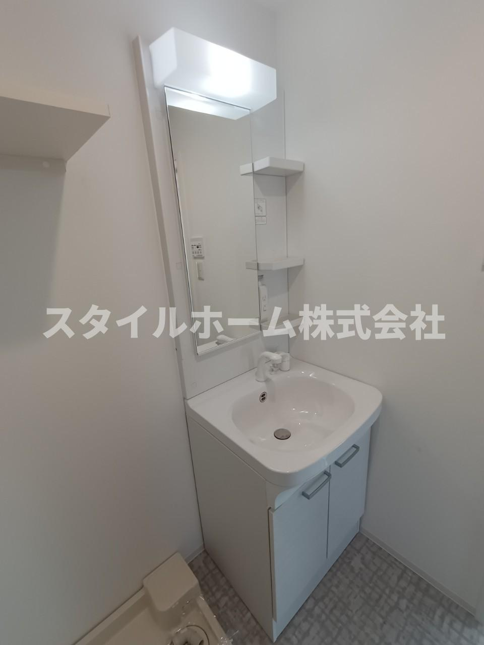 Cuore Riccoの洗面所|同建物内別部屋の写真です。