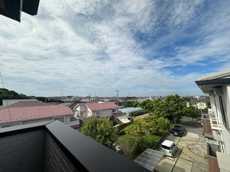 【展望】 | バルコニーからの眺望です♪3階にあるので人目が気にならないのが嬉しいですよね☆