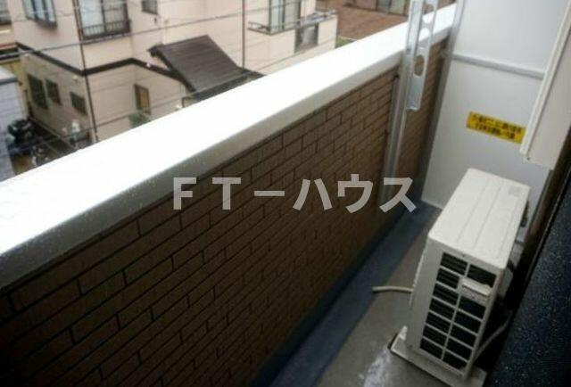 ベルメント西習志野のバルコニー