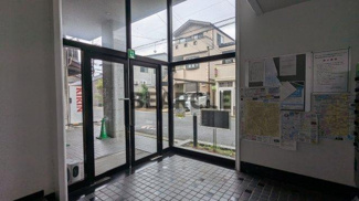 【エントランス】 | デトム・ワン四条大宮 | 清潔なエントランスです