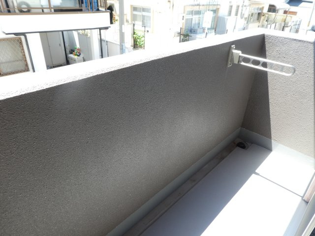 レジーナ逆瀬川のバルコニー