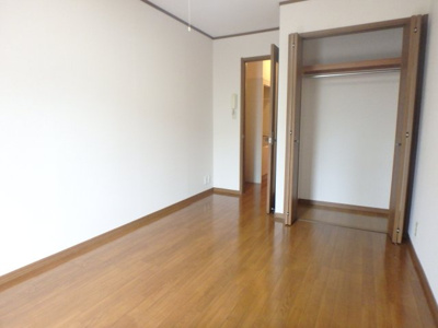 【居間・リビング】 | イーストコート | ゆったりとしたリビングです