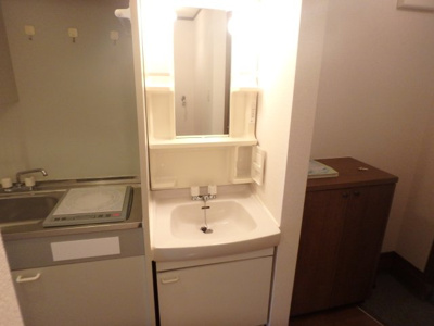 【洗面所】 | イーストコート | コンパクトで使いやすい洗面所